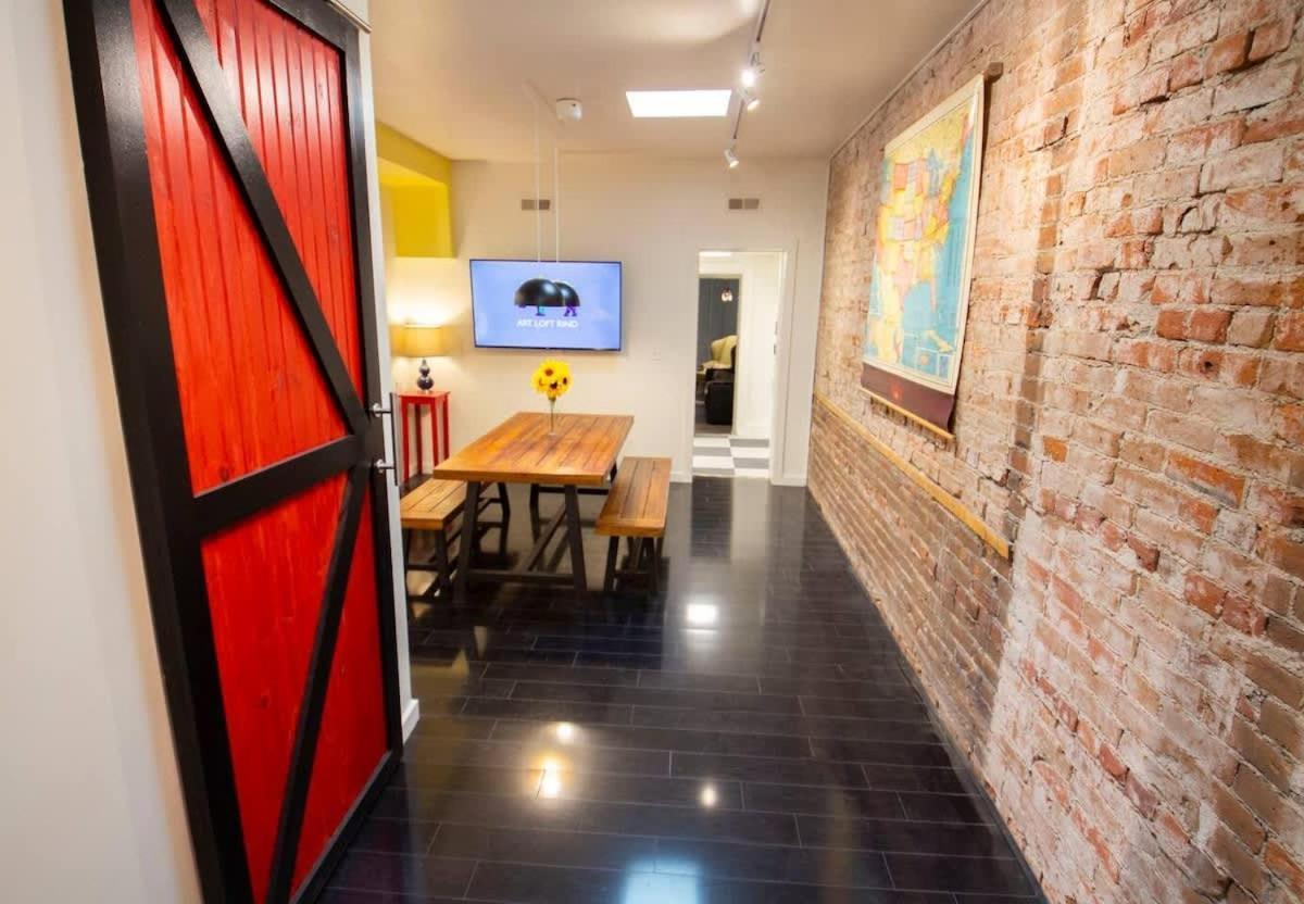 Unique Loft In Rino Art District Holiday home